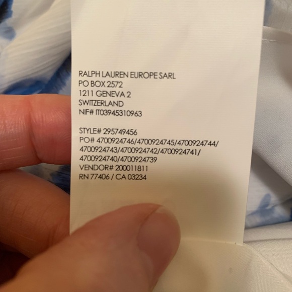 Club Monaco Handkerchief Skirt 🔴 - Picture 12 of 12